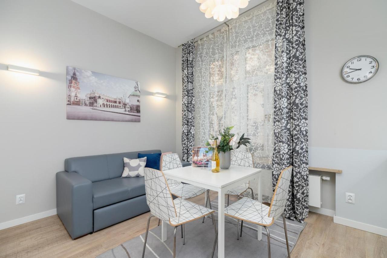 Central Planty Park Apartment Lobzowska By Noclegi Renters Kraków Exteriör bild