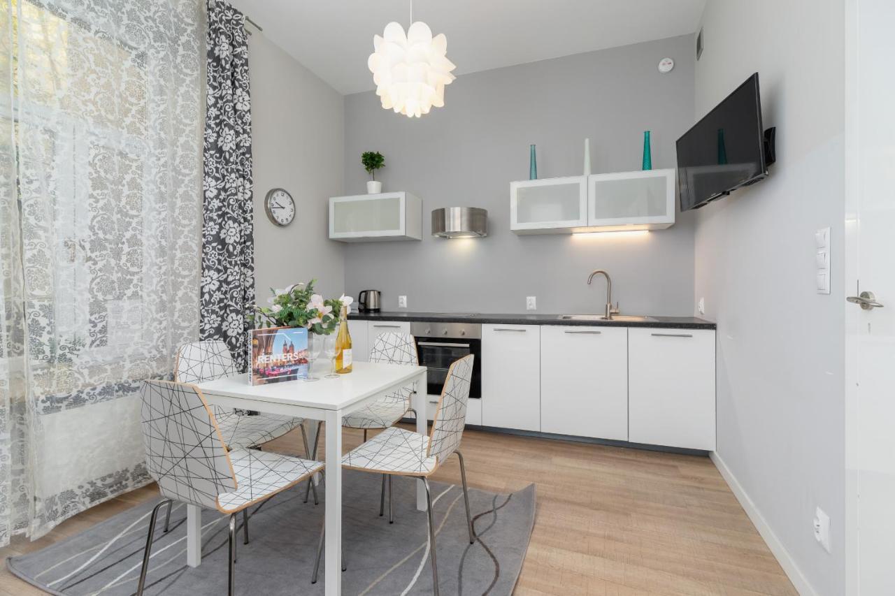Central Planty Park Apartment Lobzowska By Noclegi Renters Kraków Exteriör bild