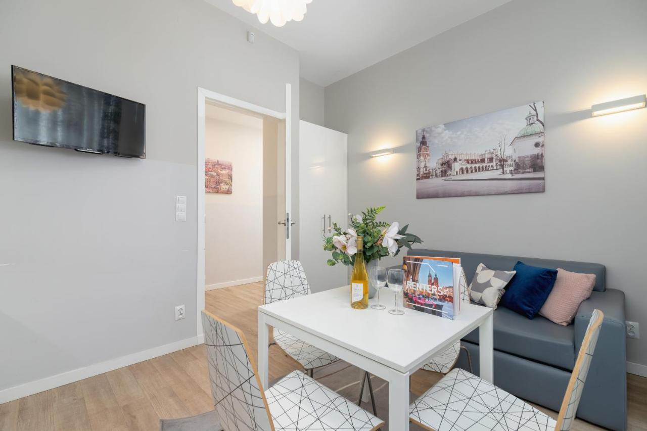 Central Planty Park Apartment Lobzowska By Noclegi Renters Kraków Exteriör bild