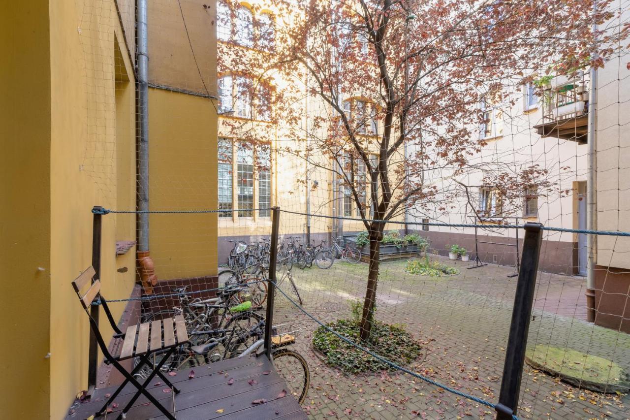 Central Planty Park Apartment Lobzowska By Noclegi Renters Kraków Exteriör bild