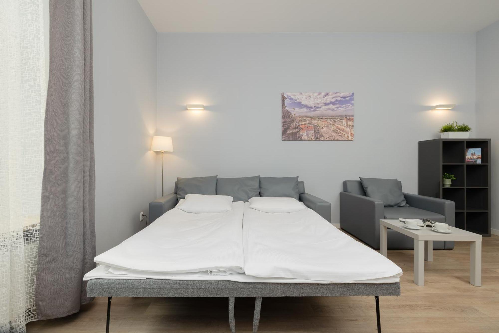 Central Planty Park Apartment Lobzowska By Noclegi Renters Kraków Exteriör bild