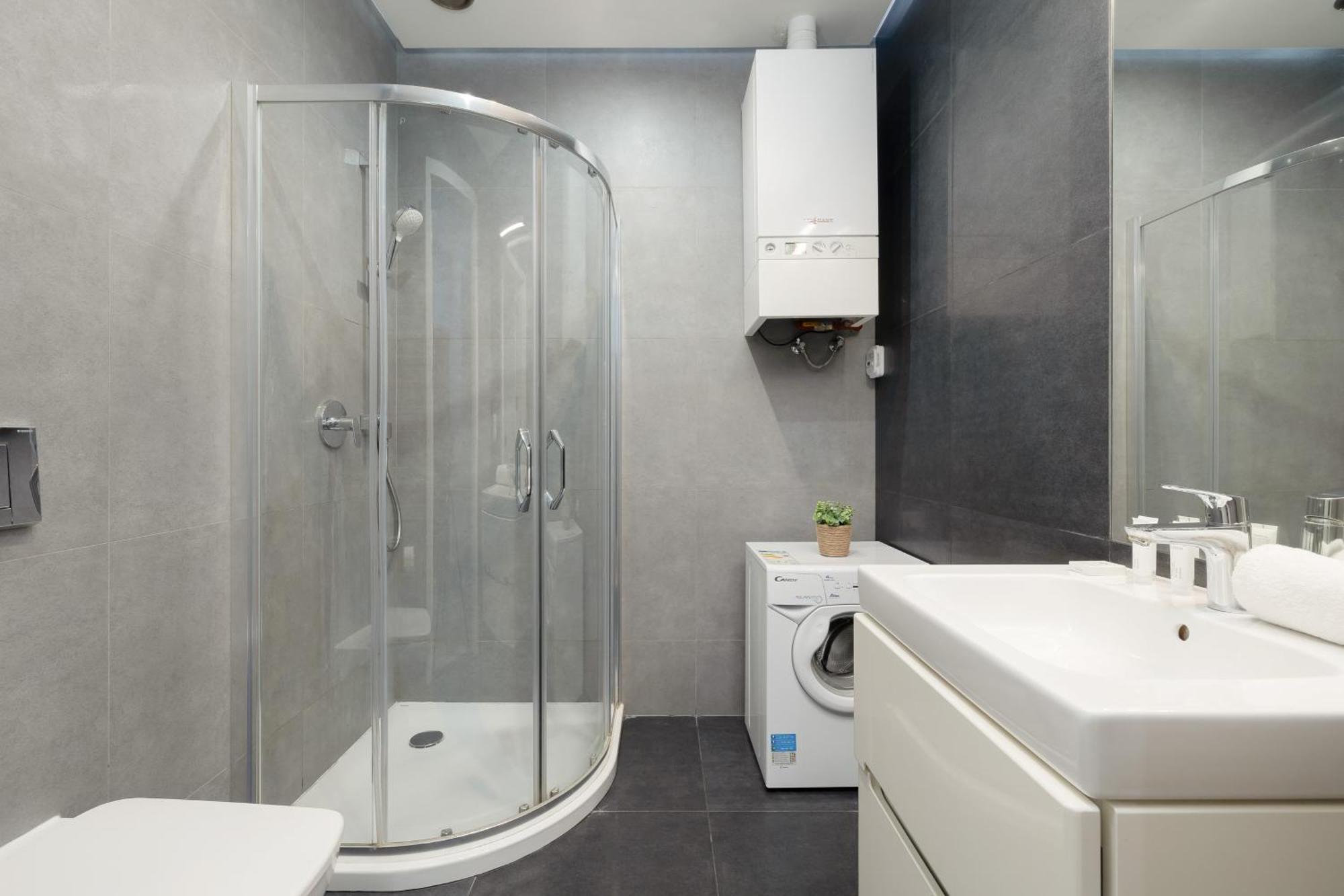 Central Planty Park Apartment Lobzowska By Noclegi Renters Kraków Exteriör bild